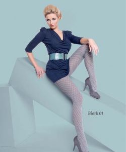Mona - FW 2011